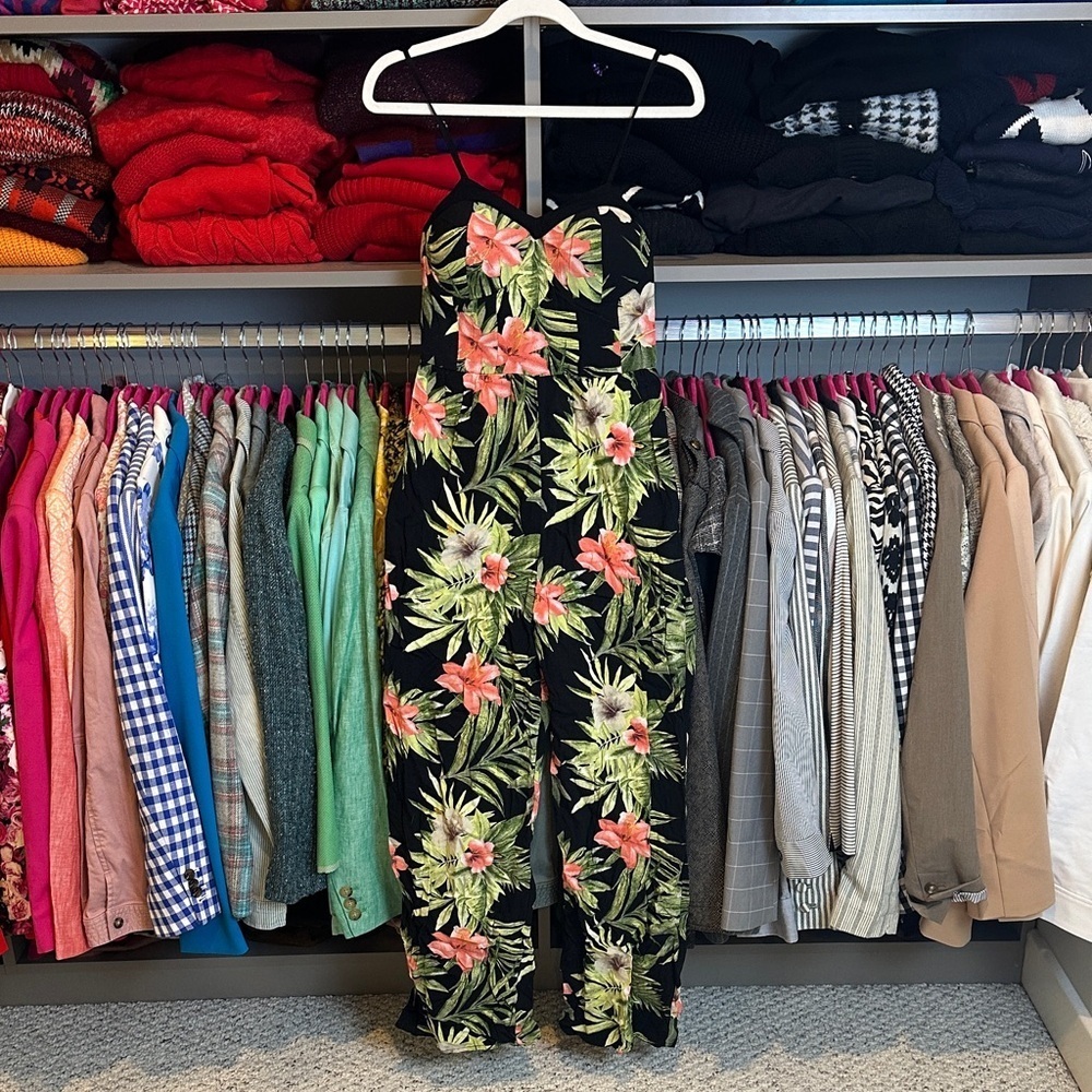 Xhilaration black/coral/green floral adjustable strap cropped jumpsuit size XS